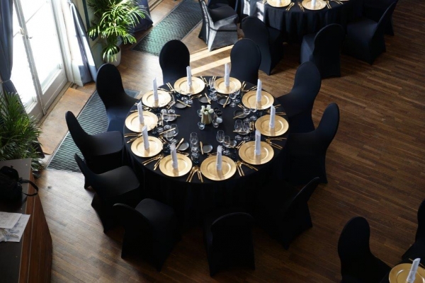 Tischdecke schwarz rund Ø 300 cm | Mietwäsche | Tischdecken / Servietten